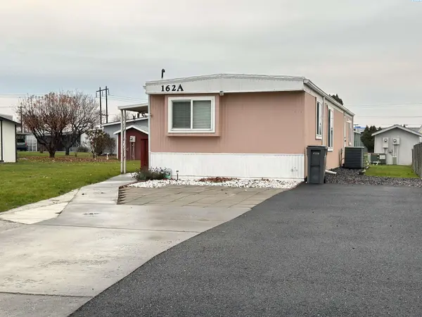 7901 W clearwater ave. #162A #162a, Kennewick, WA 99336-851