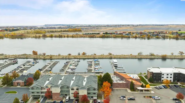 386 Columbia Point Drive #204, Richland, WA 99352