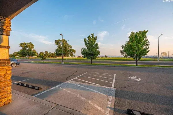 6115-D Burden Blvd, Pasco, WA 99301