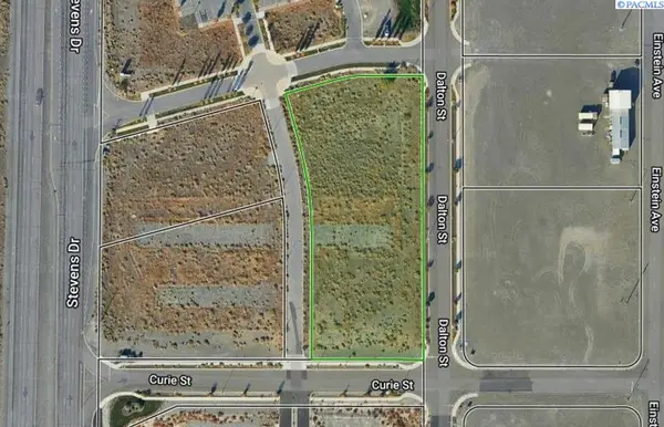 750 Curie Street, Richland, WA 99354