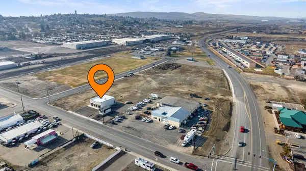 209 N 1st Street, Sunnyside, WA 98944