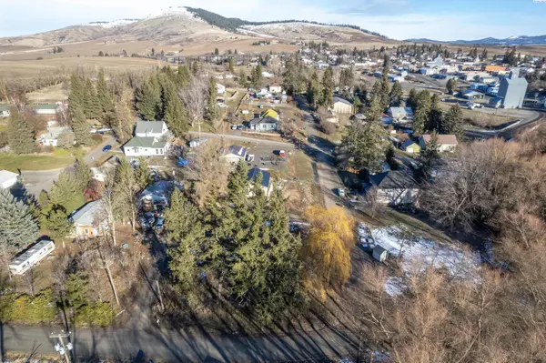 XXX Truax St, Tekoa, WA 99033