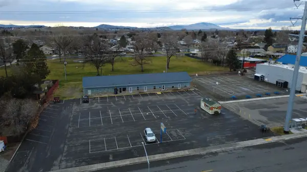 1217 Thayer Drive, Richland, WA 99352