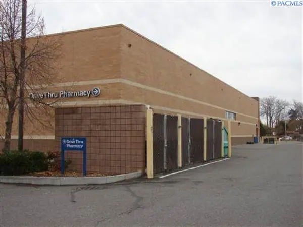 215 N 4th, Pasco, WA 99301