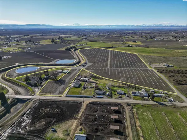 120 Barbee Rd, Zillah, WA 98953