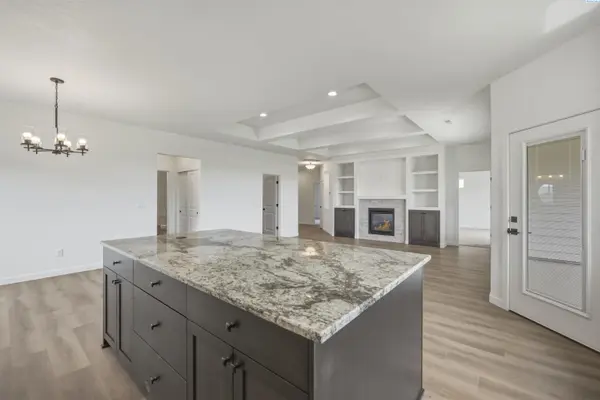 204 Scott Rd, Prosser, WA 99350