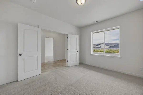 215 Packer St, Prosser, WA 99350