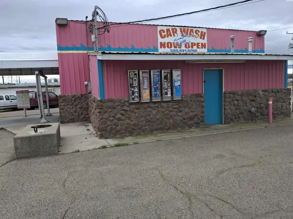 206 N 1St Street, Sunnyside, WA