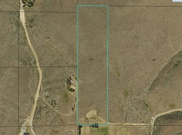 1271 Vista Verde Dr, Yakima, WA 98901