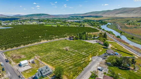 Lot 9 N Empire Drive, Benton City, WA 99320