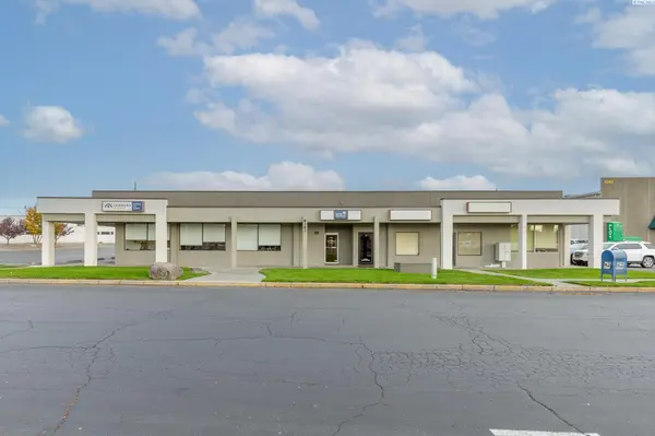 8382 Gage Blvd #P, Kennewick, WA 99336
