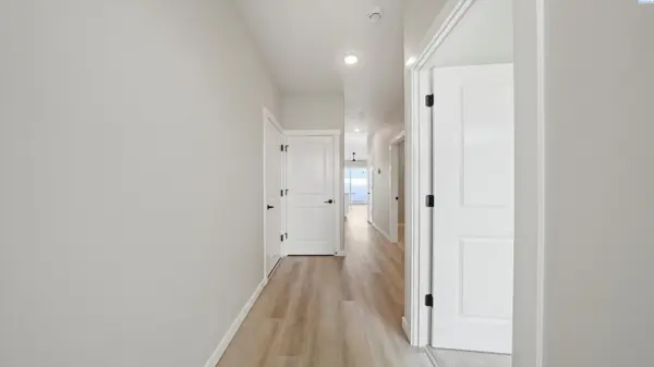 1374 Kalani Ct, West Richland, WA 99353