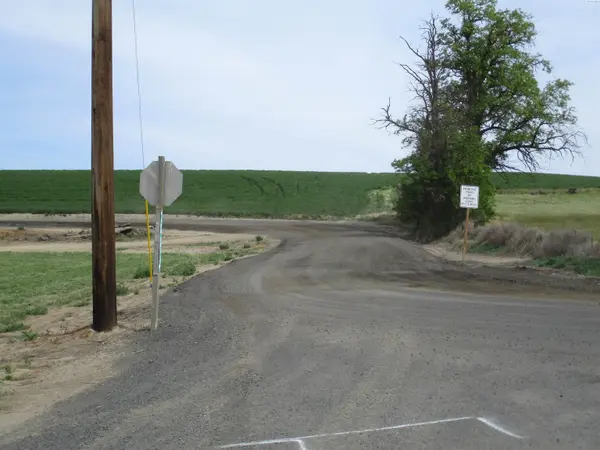 000 Ash Hollow, Touchet, WA