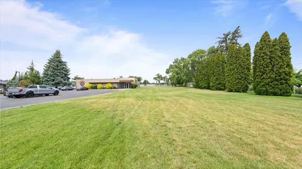3807 W Court Street, Pasco, WA 99301
