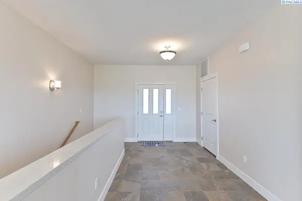 1505 SW Capri Ct, Pullman, WA 99163