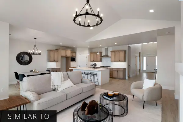 1140 S Florida Loop, Kennewick, WA 99338