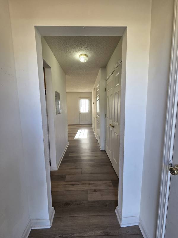 233 Tree Line Dr, Oak Grove, KY 42262