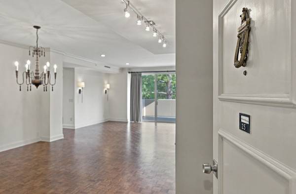 105 Leake Ave #25, Nashville, TN 37205