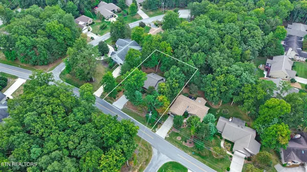107 Markham Lane, Crossville, TN 38558