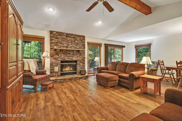 107 Markham Lane, Crossville, TN 38558
