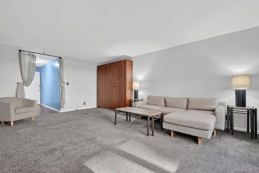 25 Franklin AVE #2K, White Plains, NY 10601