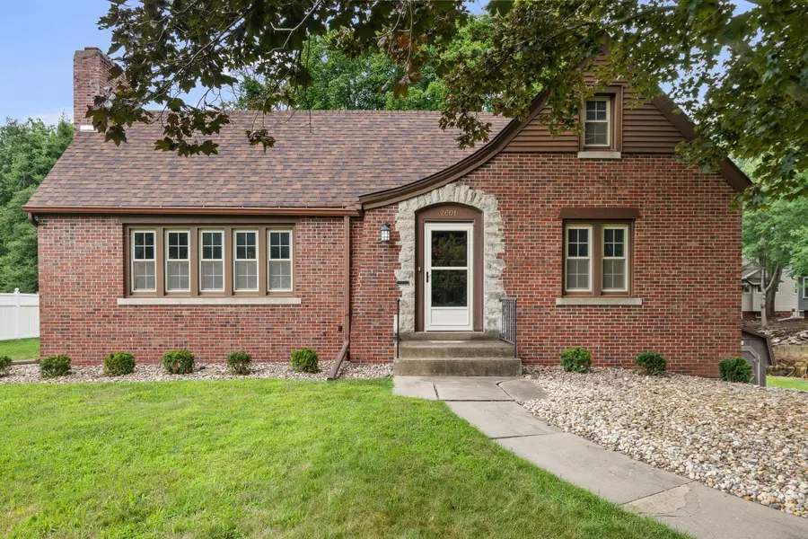 2601 12th ST, Moline, IL 61265