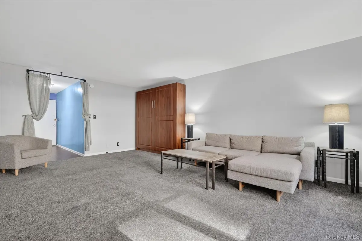 25 Franklin AVE #2K, White Plains, NY 10601