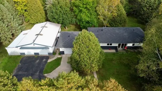 1329 Isleview RD, Grand Rapids, MN 55744