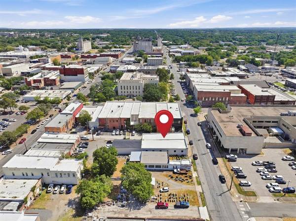 211 W Lamar Street, Sherman, TX 75090