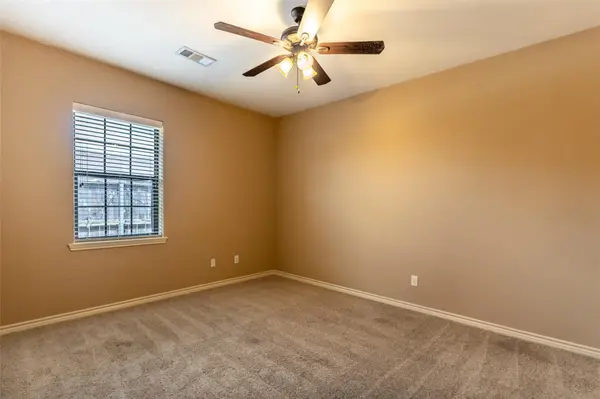 3342 Lieutenant Ave, College Station, TX 77845