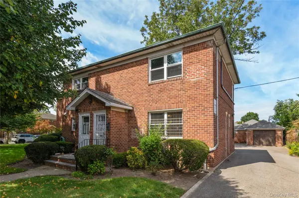 18407A 58th AVE, Fresh Meadows, NY 11365