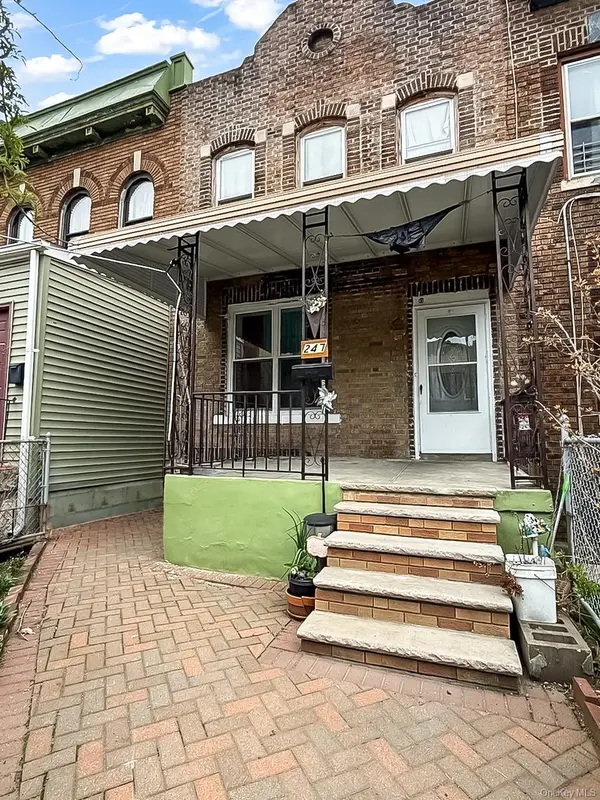 247 E 26th ST, Brooklyn, NY 11226
