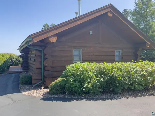 2826 Hwy 61 E #502, Two Harbors, MN 55616