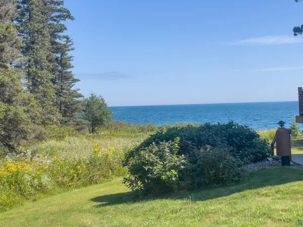 2826 Hwy 61 E #502, Two Harbors, MN 55616