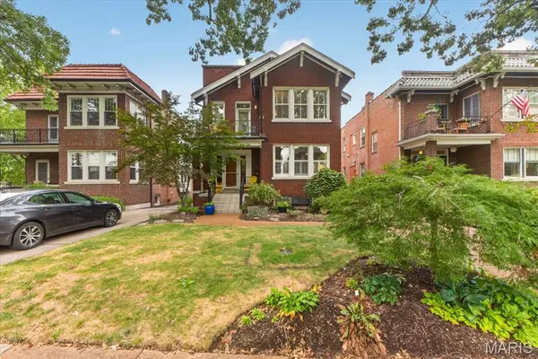 6465 San Bonita AVE, Clayton, MO 63105