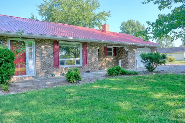 103 Smith DR, Desoto, IL 62924