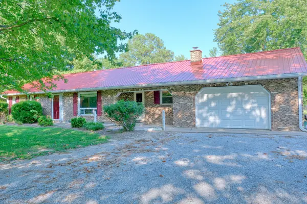 103 Smith DR, Desoto, IL 62924