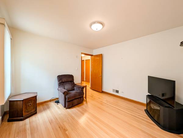 1729 N 23rd AVE, Melrose Park, IL 60160