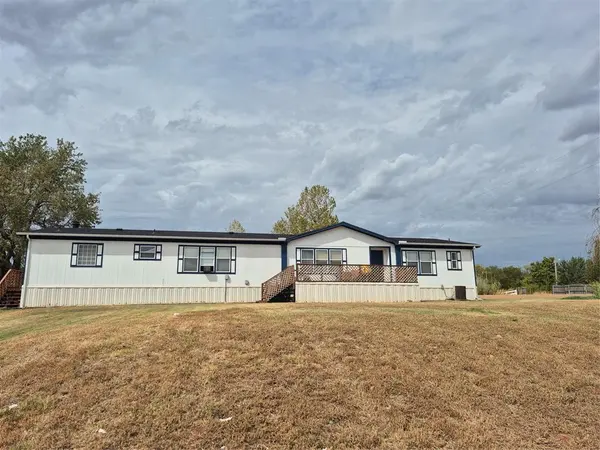 417 S Cemetery RD, Tuttle, OK 73089