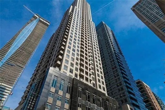 35 Balmuto ST #1810, Toronto C01, ON M4Y 0A3