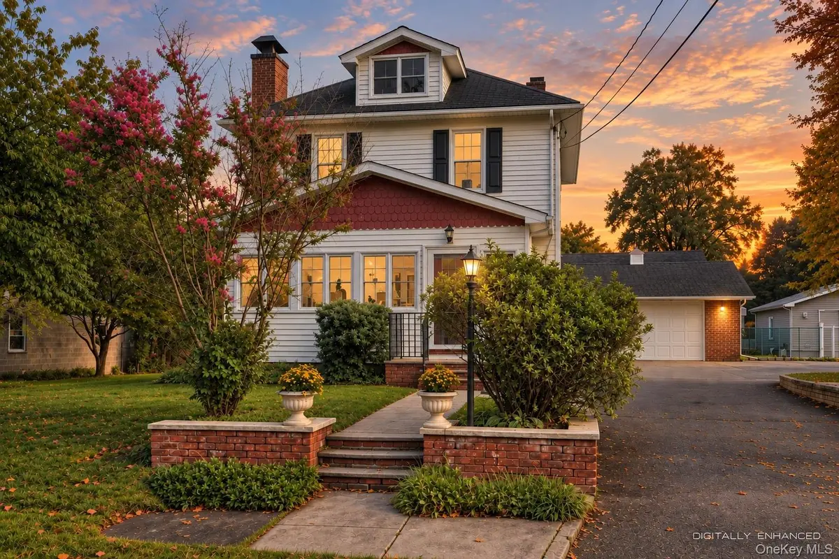 8 Lancaster AVE, Montrose, NY 10548