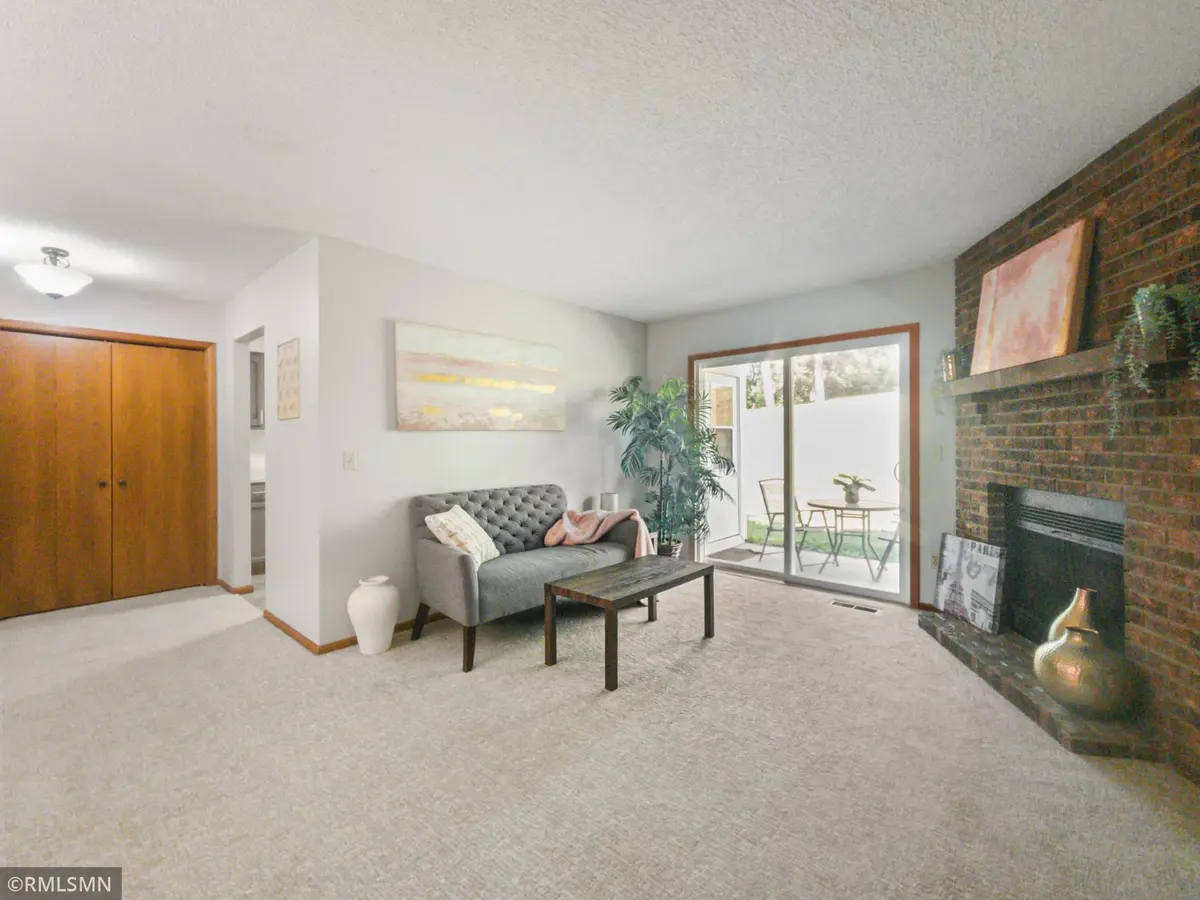 1977 Gold TRL #A, Eagan, MN 55122
