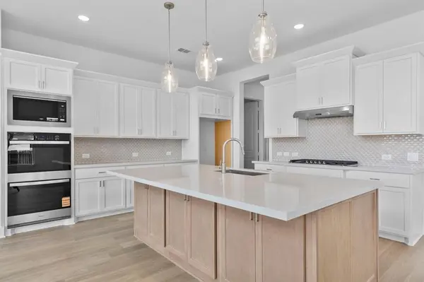 1741 Monarch Have Way, Oak Point, TX 75068