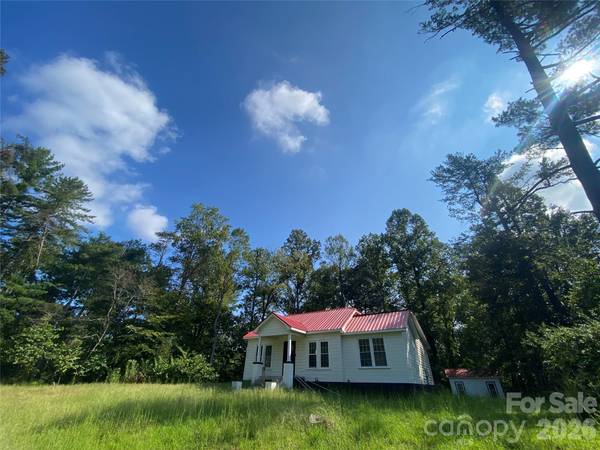 615 Vine Arden RD, Morganton, NC 28655