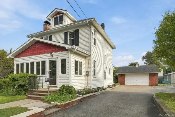 8 Lancaster AVE, Montrose, NY 10548
