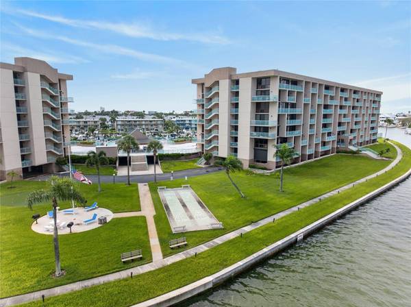 1 KEY CAPRI #704W, Treasure Island, FL, 33706 photo 36