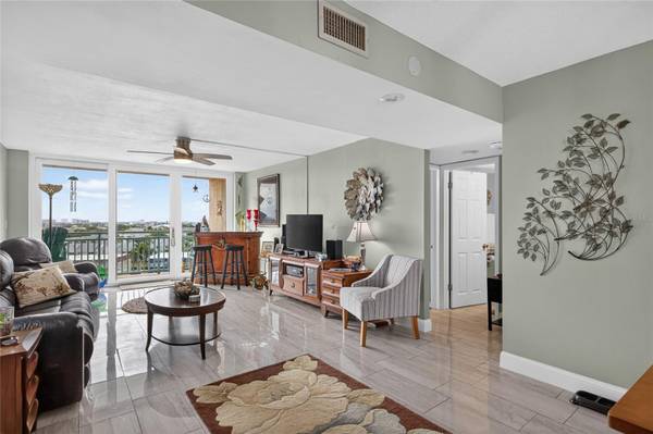1 KEY CAPRI #704W, Treasure Island, FL, 33706 photo 15