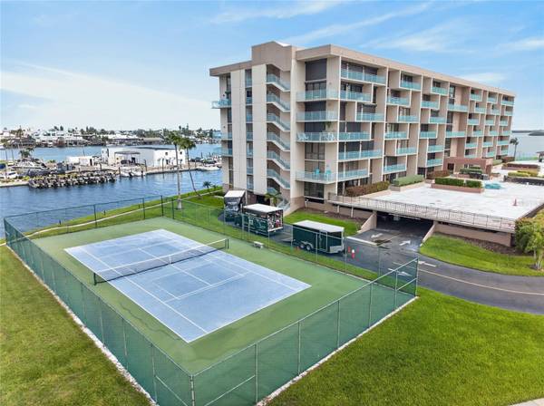 1 KEY CAPRI #704W, Treasure Island, FL, 33706 photo 39