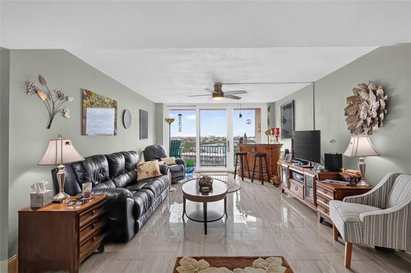 1 KEY CAPRI #704W, Treasure Island, FL, 33706 photo 16