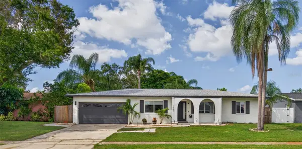 1689 PENNSYLVANIA AVE NE, St Petersburg, FL 33703